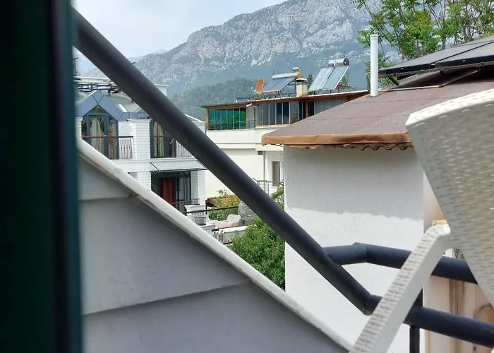 Kutberk Nocleg ze śniadaniem 3*